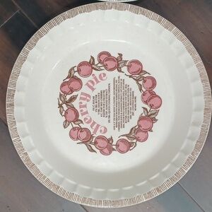 * JENNIFER HOLD * -- Royal China Jeannette/Country Harvest Ceramic Pie Bakeware